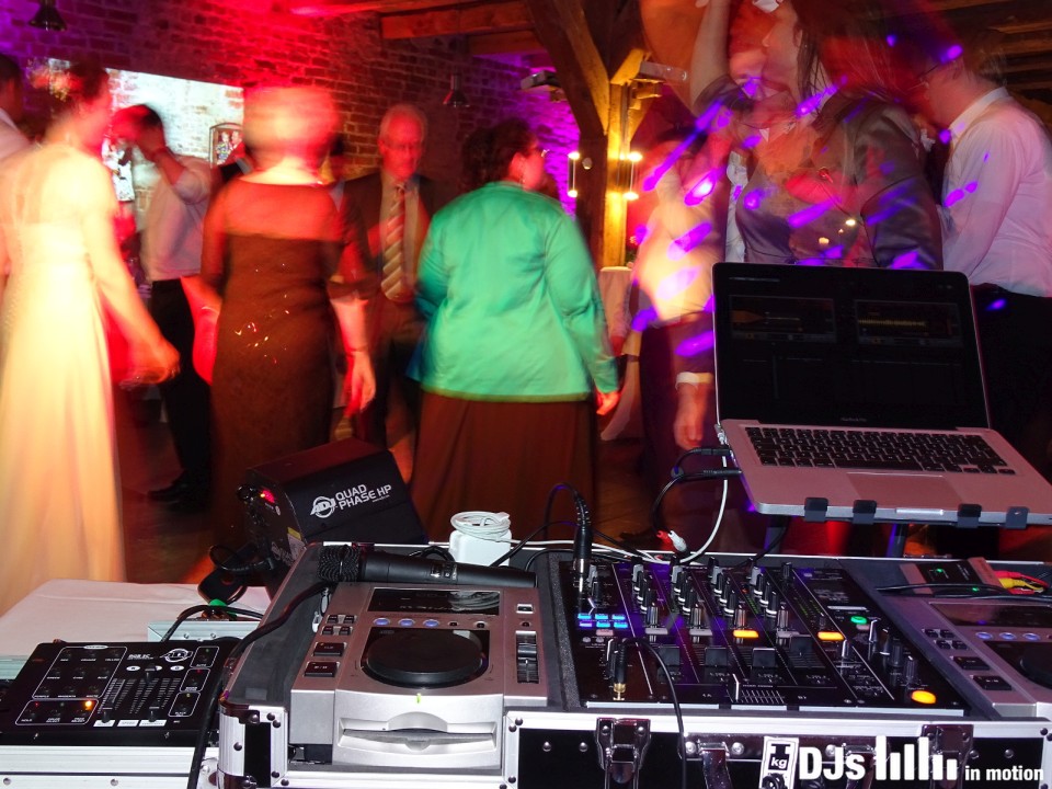 DJ Springe