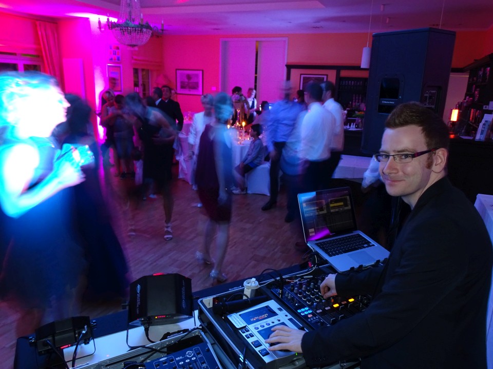 DJ Hiddenhausen